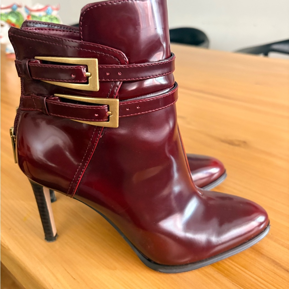Vince Camuto Sahra Burgundy Heeled Boots